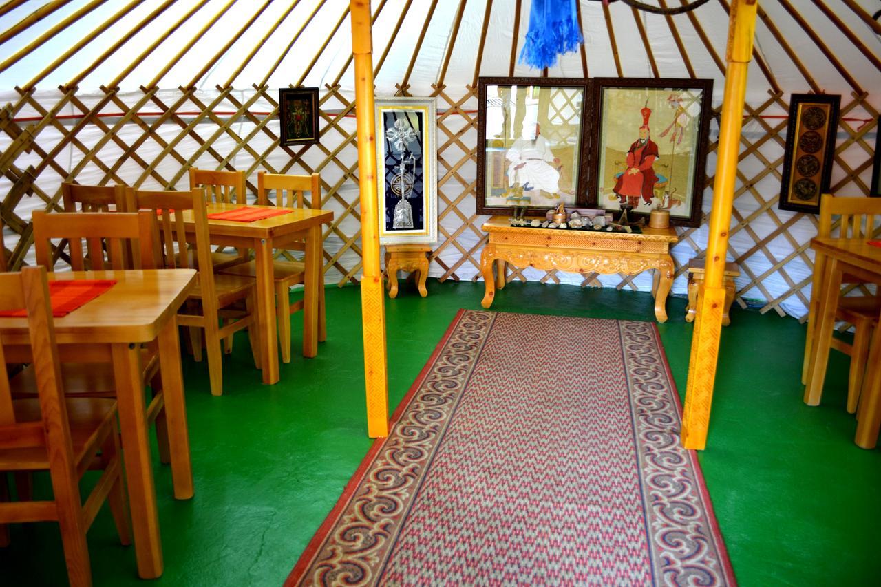 Danista Nomads Tour Hostel Ulán Bator Exterior foto