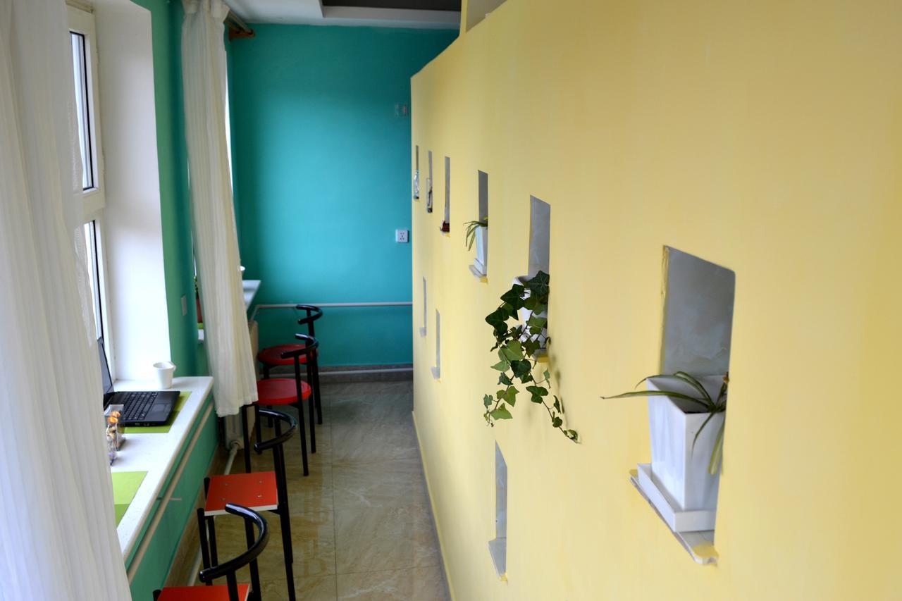 Danista Nomads Tour Hostel Ulán Bator Exterior foto